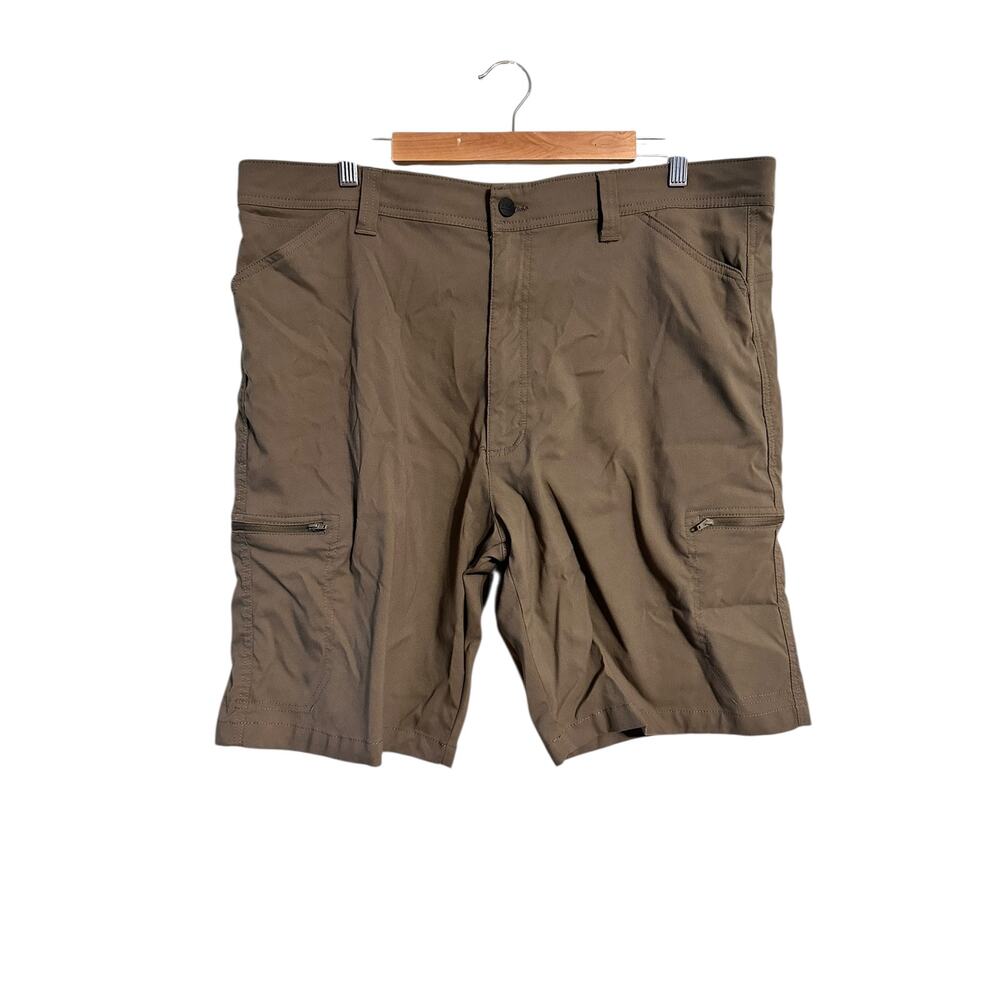 Wrangler Men's Nylon Cargo Shorts Brown Size 40